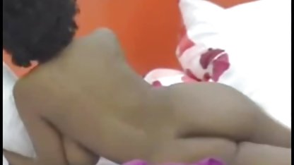 Gadis di kamar bokep jepang di atas bus mandi memotong tanpa belas kasihan