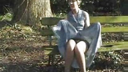 Toket besar MILF sex japan bokep gets cum di mulut setelah hard fuck