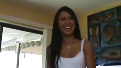 Manis seksi cewek situs video porn japan cantik memainkan vaginanya mengepalkan