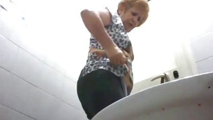 Menyukai pantat mom jepang no sensor dan vagina menggoda